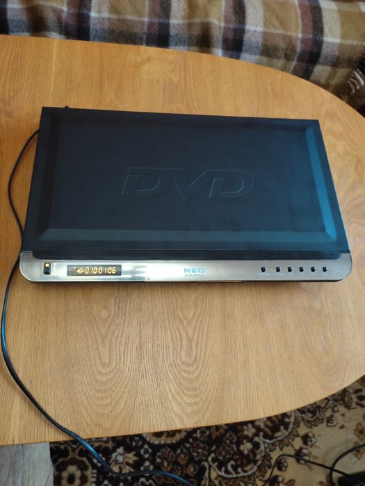 Продавам " ДВД "НЕО Бес дистанционно,.!