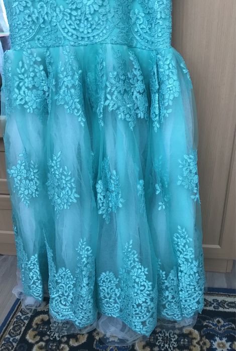 Продам бальное платье