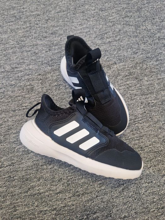 Adidasi ADIDAS 26
