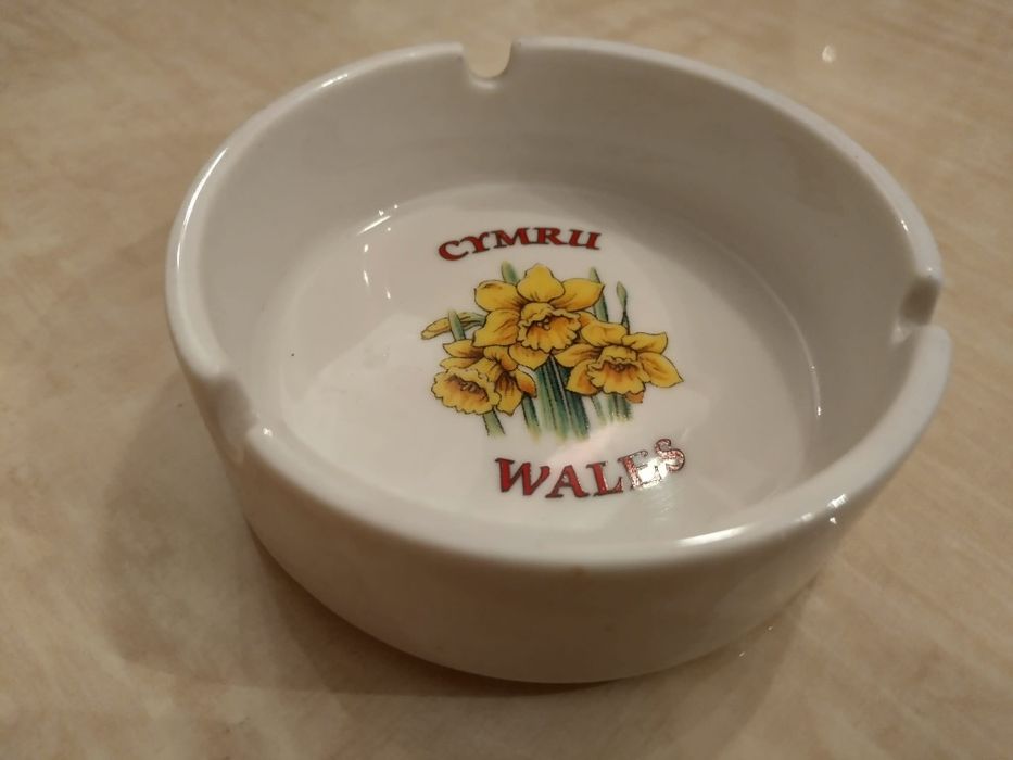 Керамичен пепелник от Уелс