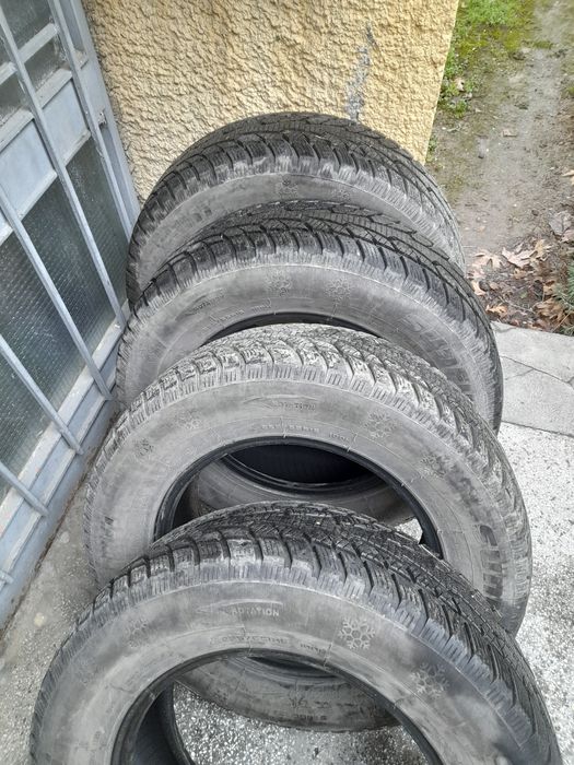 Гуми 225/65/16 зимни