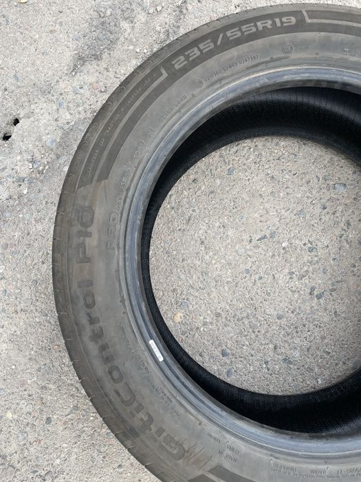 235/55/19 Giti balon