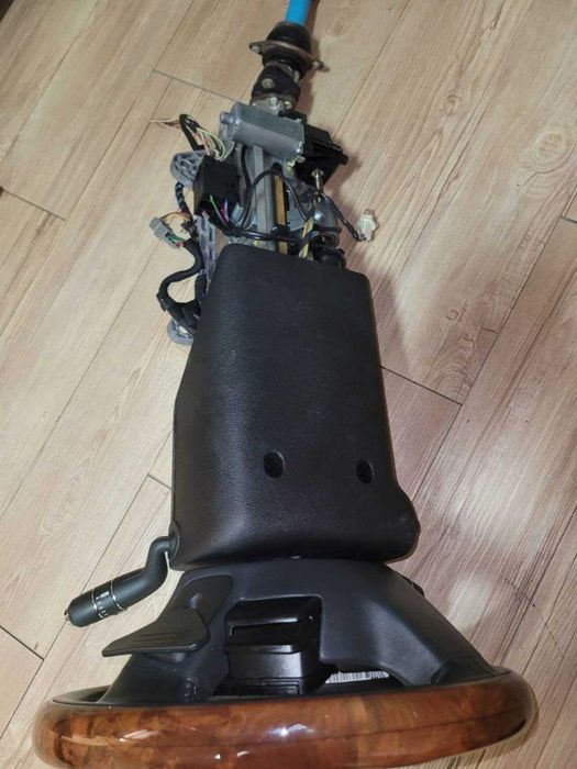 Продам руль в сборе от Jaguar XJ 351. Ролевая колонка