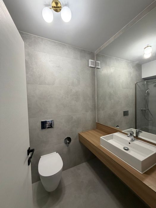 Inchiriez apartament Prima Arena