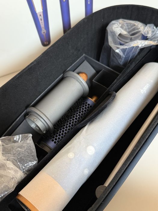 New! HS08 — Dyson Airwrap i.d