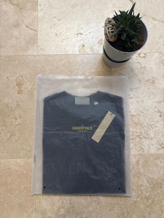 Tricou Essentials Fear of God - negru