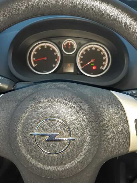 Opel Corsa din 2007
