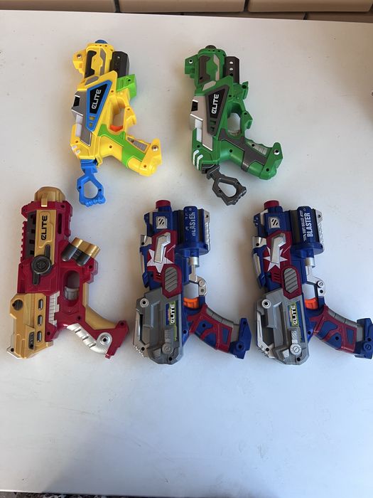Продается детский игрушки Nerf автоматы