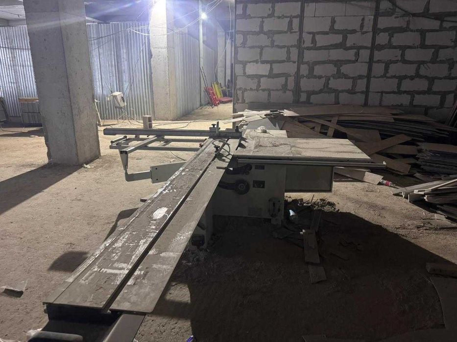 Форматно-раскроечный станок Wood. Tec TOP POINT K-45