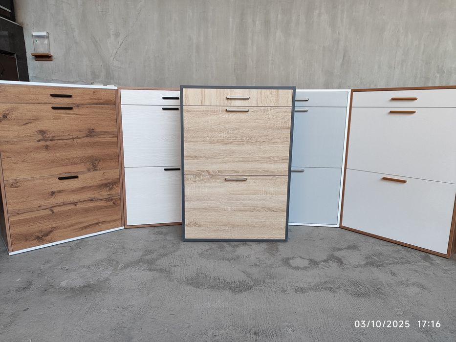 Обувьной. Oyoq kiyim  shkafi. Podobuv. Obuvnitsa..