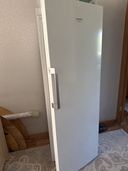 Продам морозильник