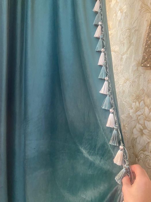 Шторы велюровые две пары