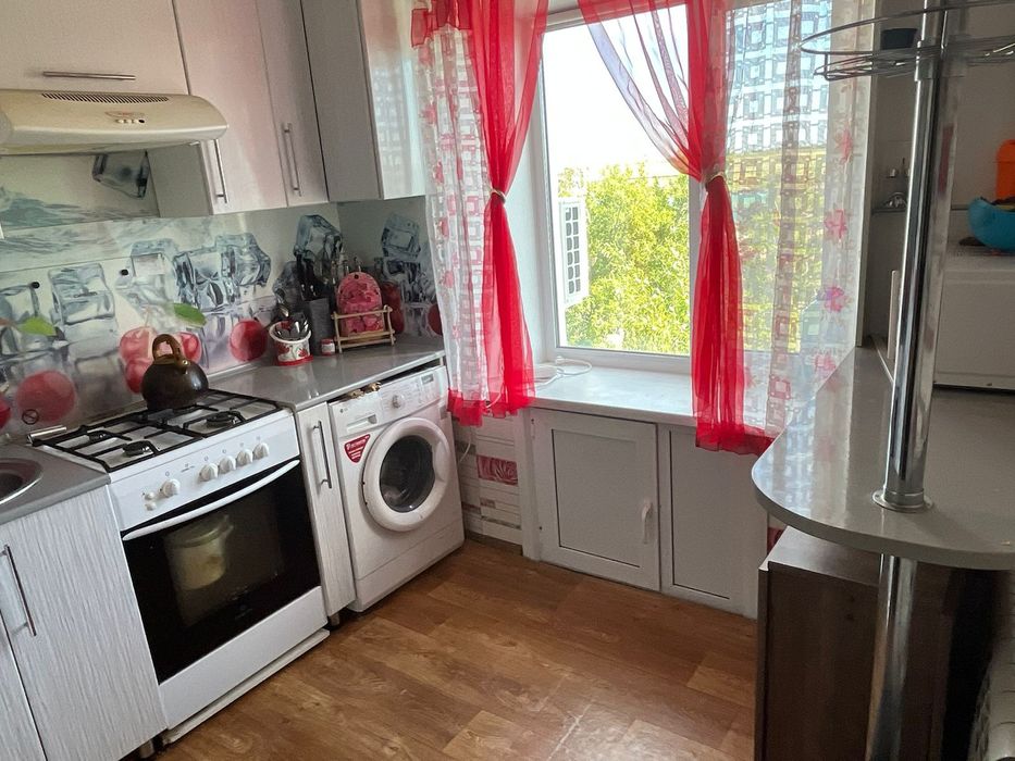 Продаётся 2-х комнатная квартира.