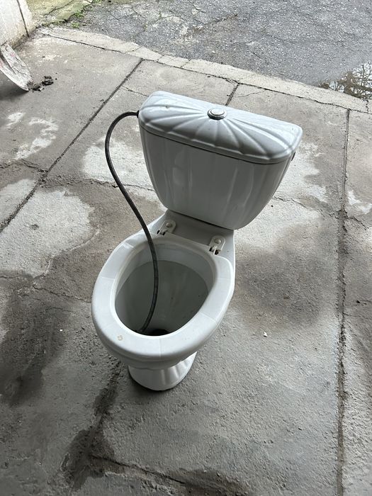 Продам унитаз