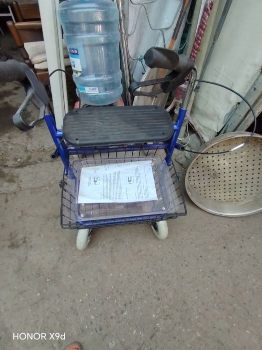 Роллатор ходунки для людей которые плохо ходят