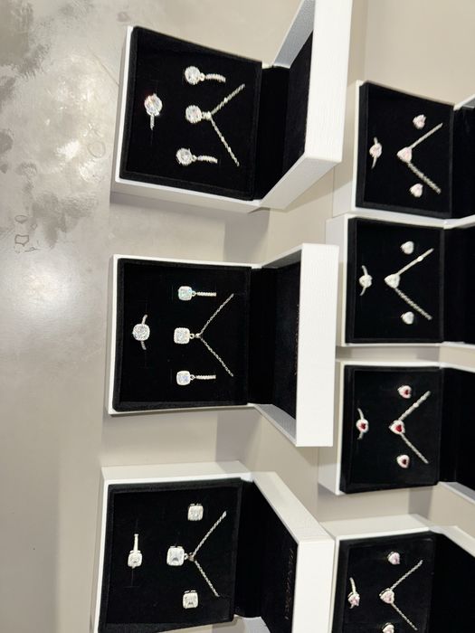 Pandora, серебристый