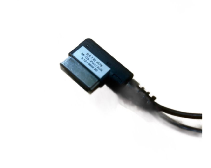 Оригинален interface AUDI / Mercedes MMI - AUX - Ipod