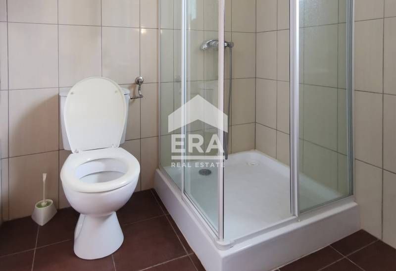 Продава се Къща в с. Кошарица, Област Бургас - 212 кв.м за 1180 €/кв.м - Снимка #10