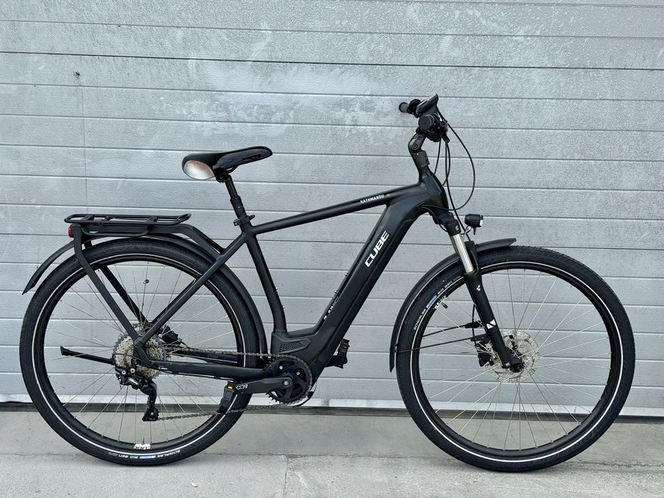 Bicicleta electrica Cube Kathmandu / 625 Wh / Bosch Cx