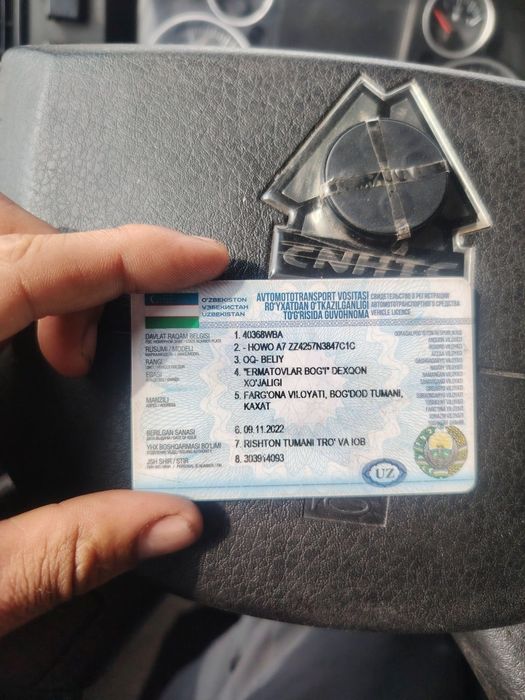 Howo A7 yili 2022 10 oy yurgani 224 ming prseb Megavan yili 2023 10 oy