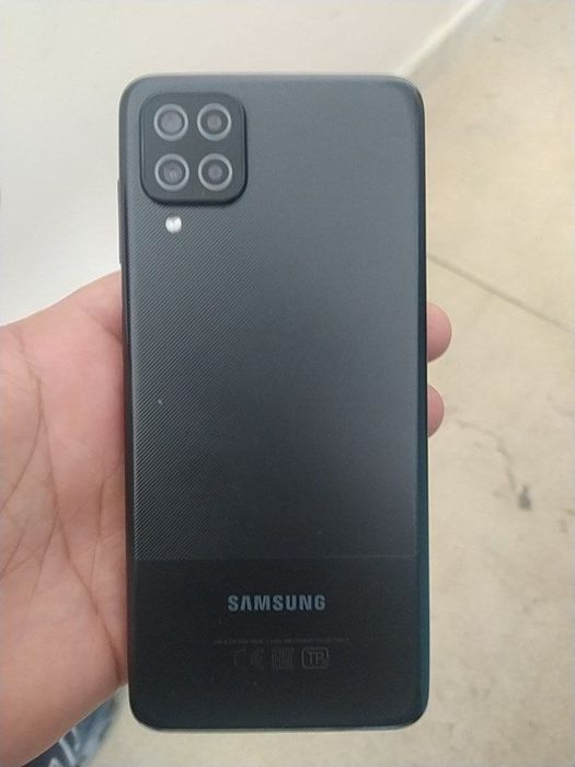 Galaxy a12.   64/8 gb. Holati ideal
