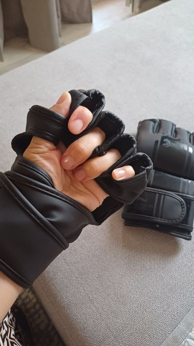 Продам перчатки ММА для единоборств