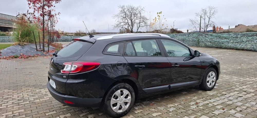 Renault Megan Limitet/An 2011/Euro 5/1.5 Diesel/Naviagtie/Ac/KM cu fac