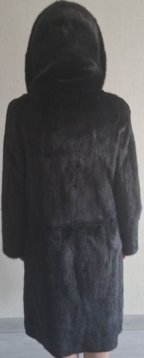 Продам шубу Норка