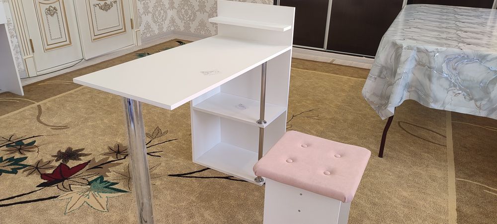 Manikyur-pedikyur stol