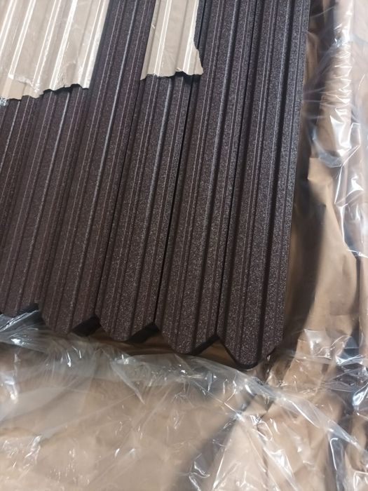 Vând sipca metalica de gard