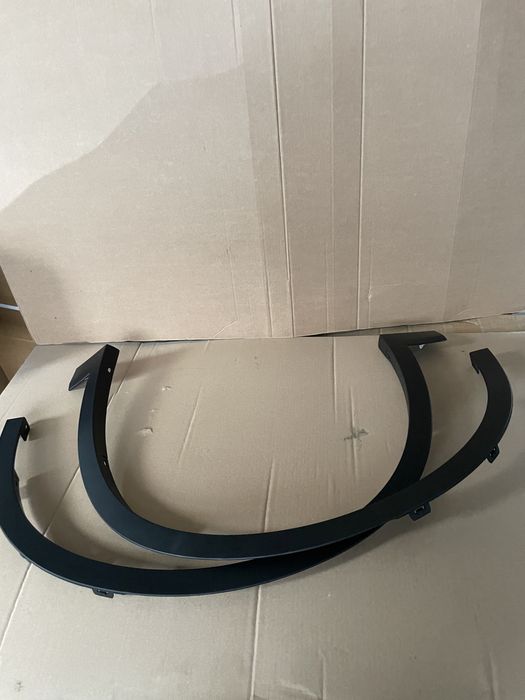 Overfender  aripa BMW X1 F48 ornament aripa bara