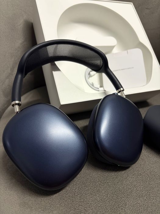 AirPods Max Gen 1