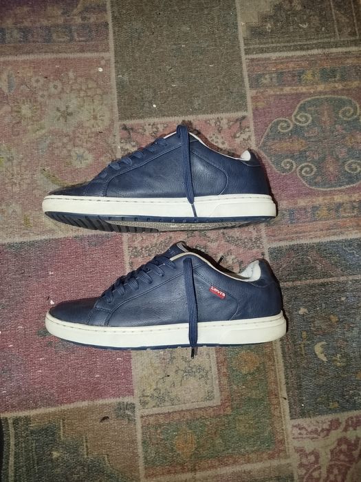Кроссовки Levi's