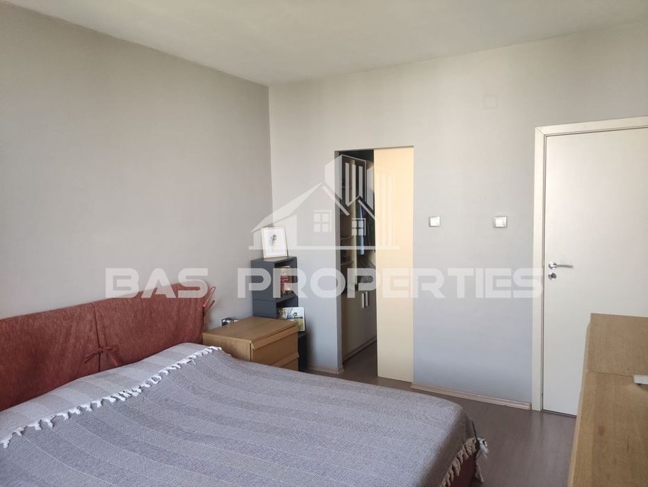 Продава се Тристаен апартамент в София, Зона Б-5 - 85 кв.м за 3495 €/кв.м - Снимка #8