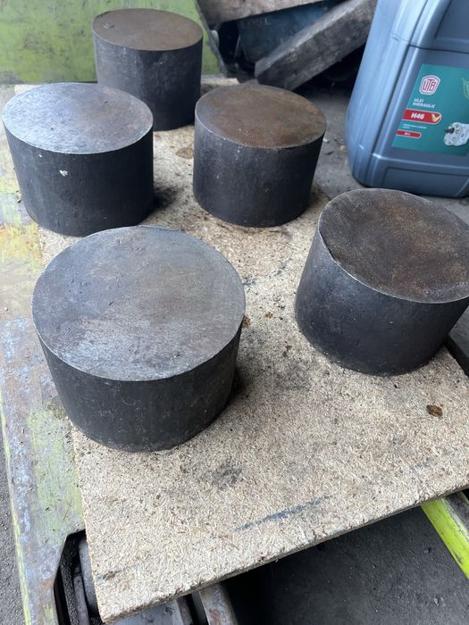 Role, fier plin, otel, bloc rotund diametru -180 mm cu  120 mm, lungim