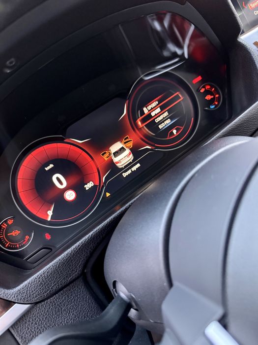 Bmw F30 Facelift / 330i / 2018 / 252 cai / automat