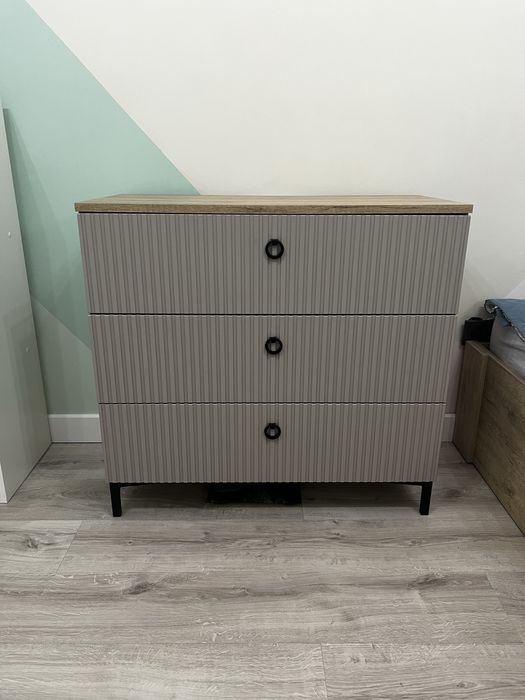 Комод с зеркалом Euromebel модель Доменика с зеркалом.