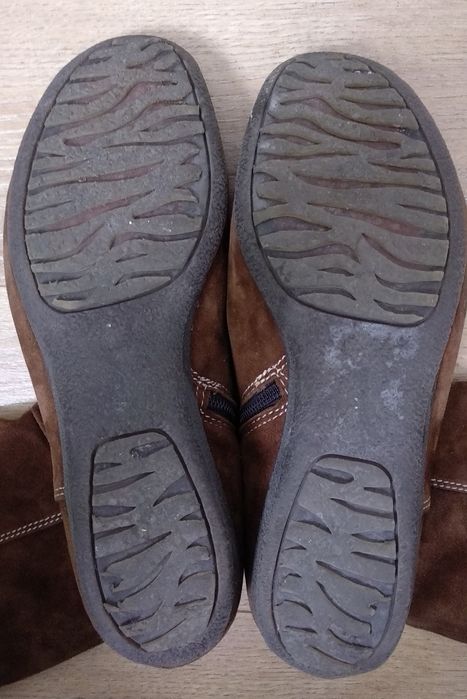 Cizme din piele intoarsa 38