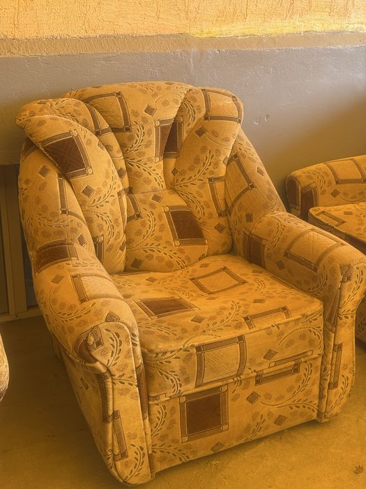 Продаю срочно на 10 тыс все вместе