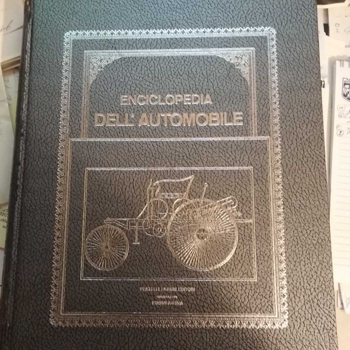 Автомобилни книги