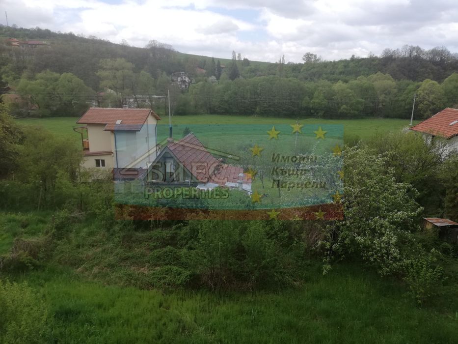 Раздвижена къща груб строеж в с. Рударци