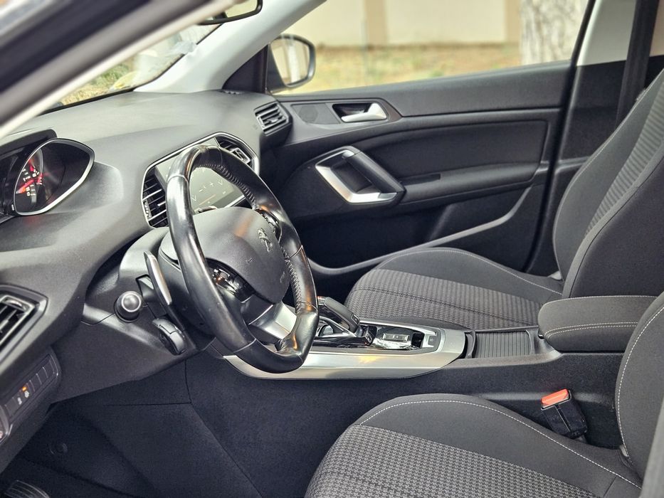 Vand Peugeot 308 break 1.5hdi automat 2020