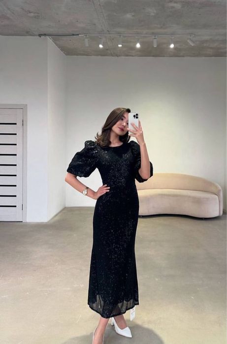 Вечерний  платье с паетками французский С M