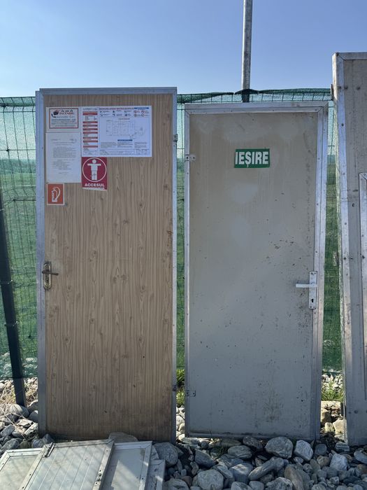 Usa panou sandwich 15 bucati