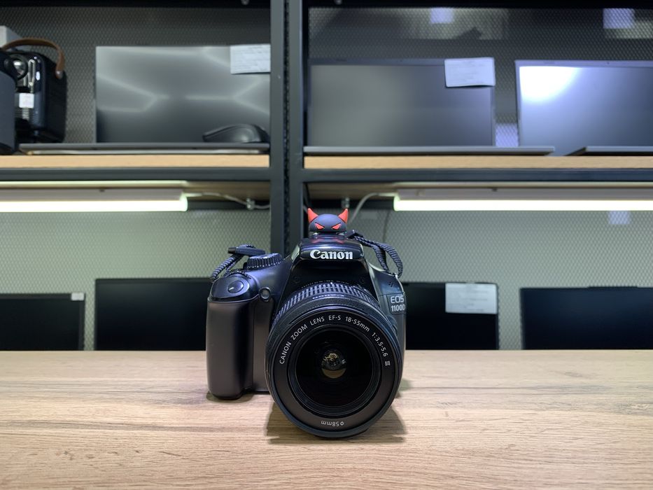 Фотоаппарат Canon 1100D, EFS 18-55 mm, флешка 32 ГБ, 1074/А10