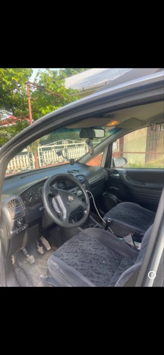 Opel zafira 1.6 A