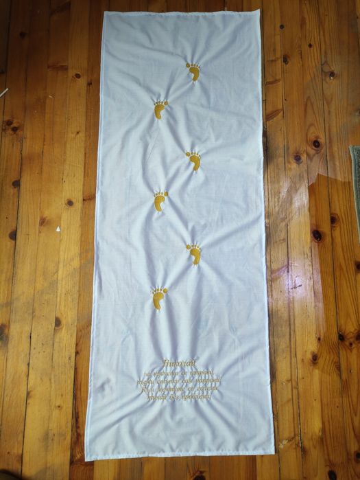 Бродирана пътека/платно за прощъпулник/прохождане