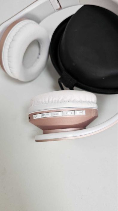 Безжични слушалки PowerLocus