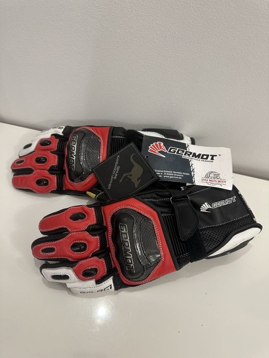 Manusi moto Germot noi