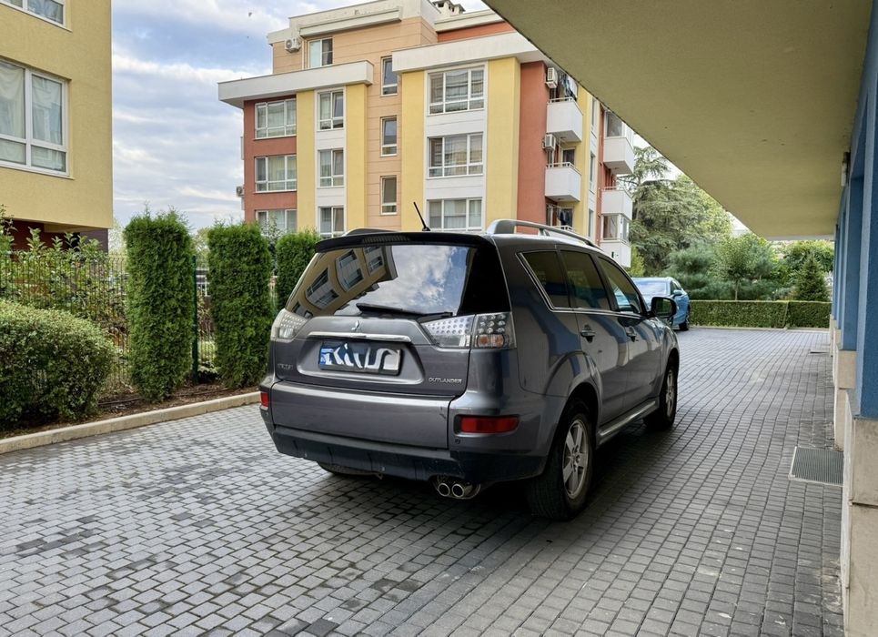 Mitsubishi outlander